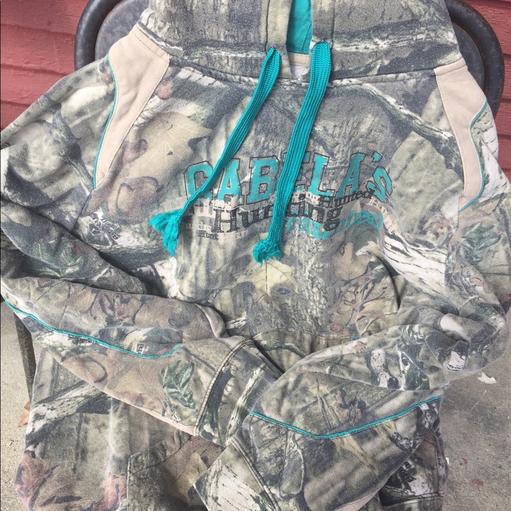 Cabela Hoodie